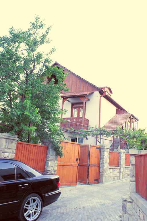 Guesthouse Dariali Mtsʼkhetʼa Екстериор снимка